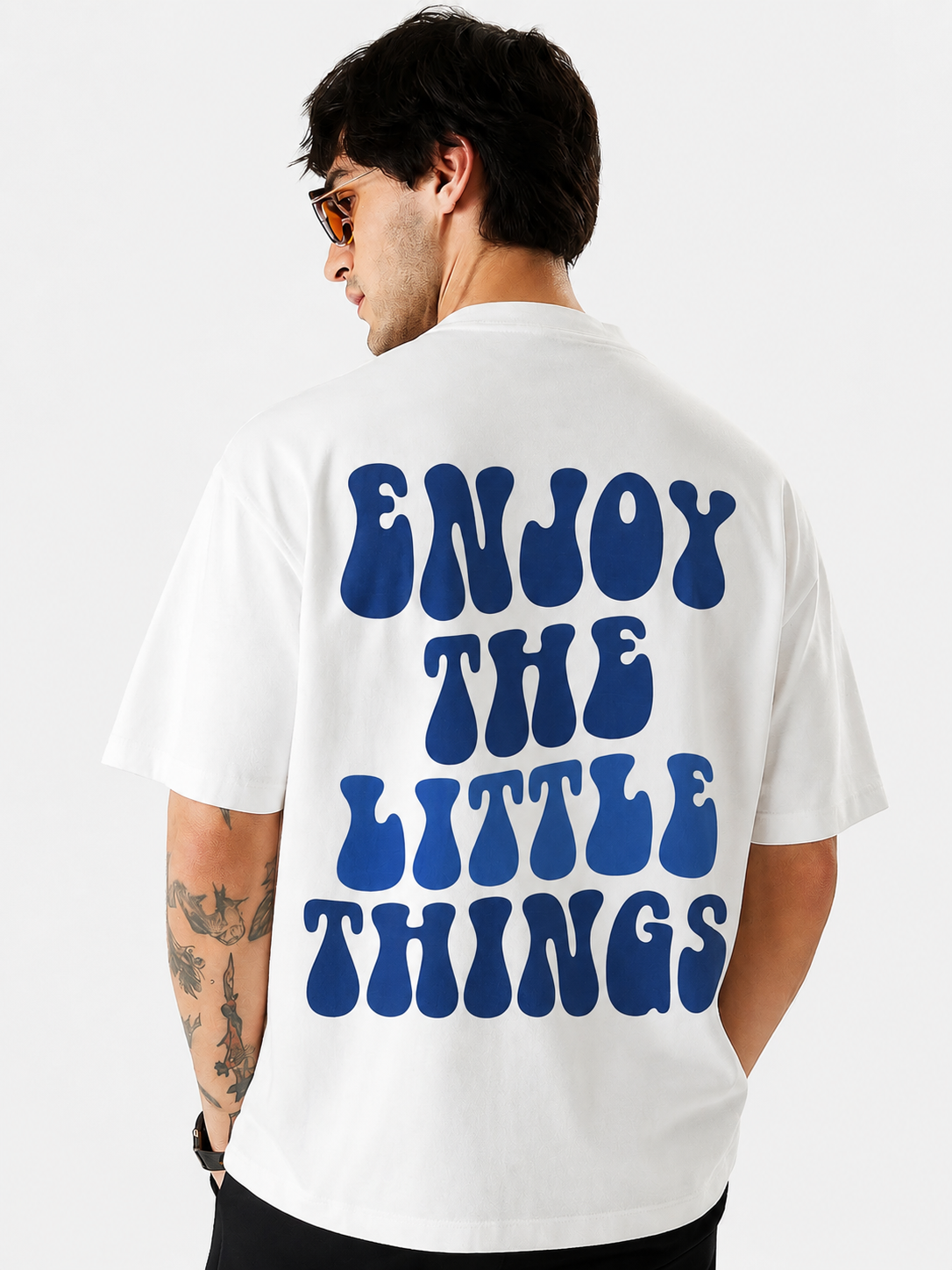 LITTLE THINGS T-SHIRT