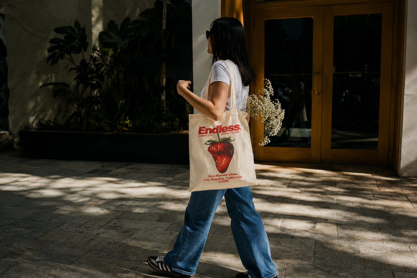 STRAWBERRY TOTE BAG